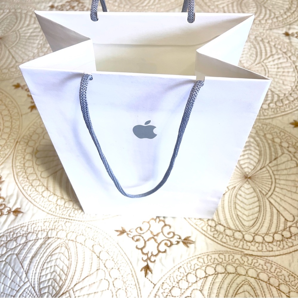 Apple 🍏 paper shopping / gift bag